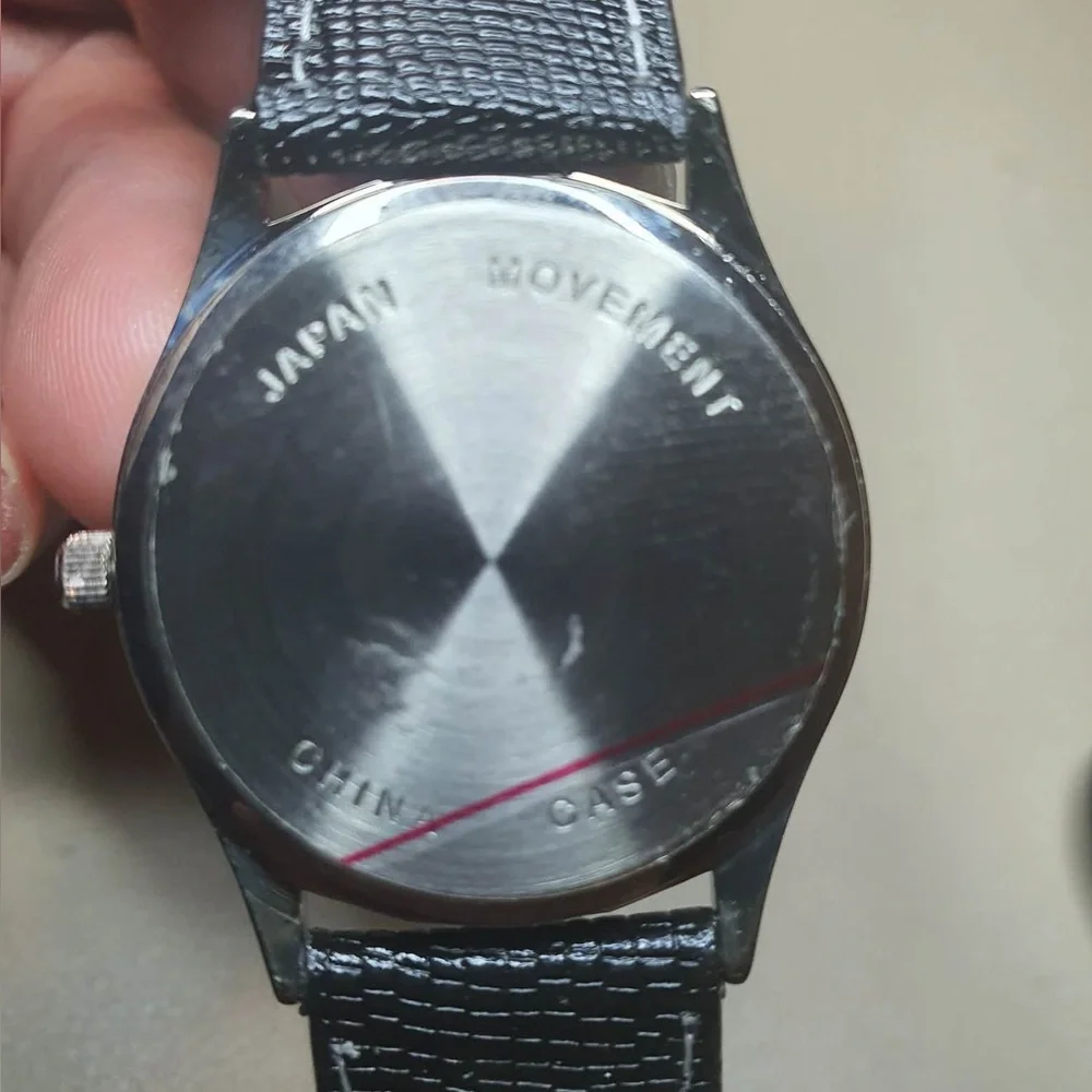🦋10/$20🦋 Vtg 1991 Kelloggs Toucan Sam Silver/Pink Leather Women's Watch - Picture 5 of 5